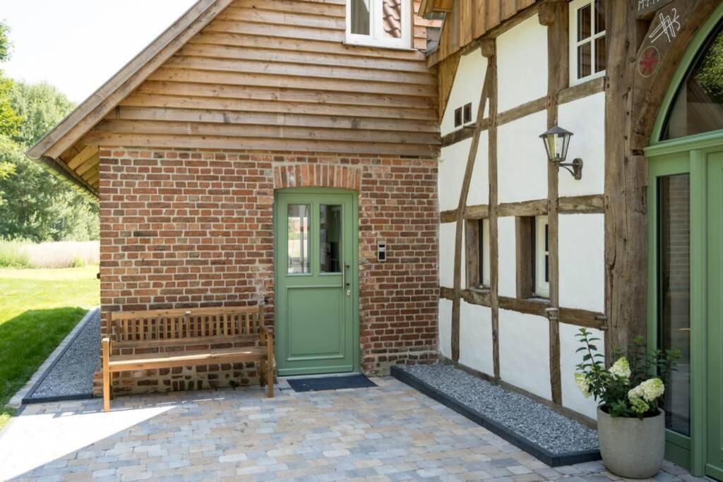 Zum Heuerling Ferienwohung Im Alten Stall Mit Sauna Versmold Exterior photo