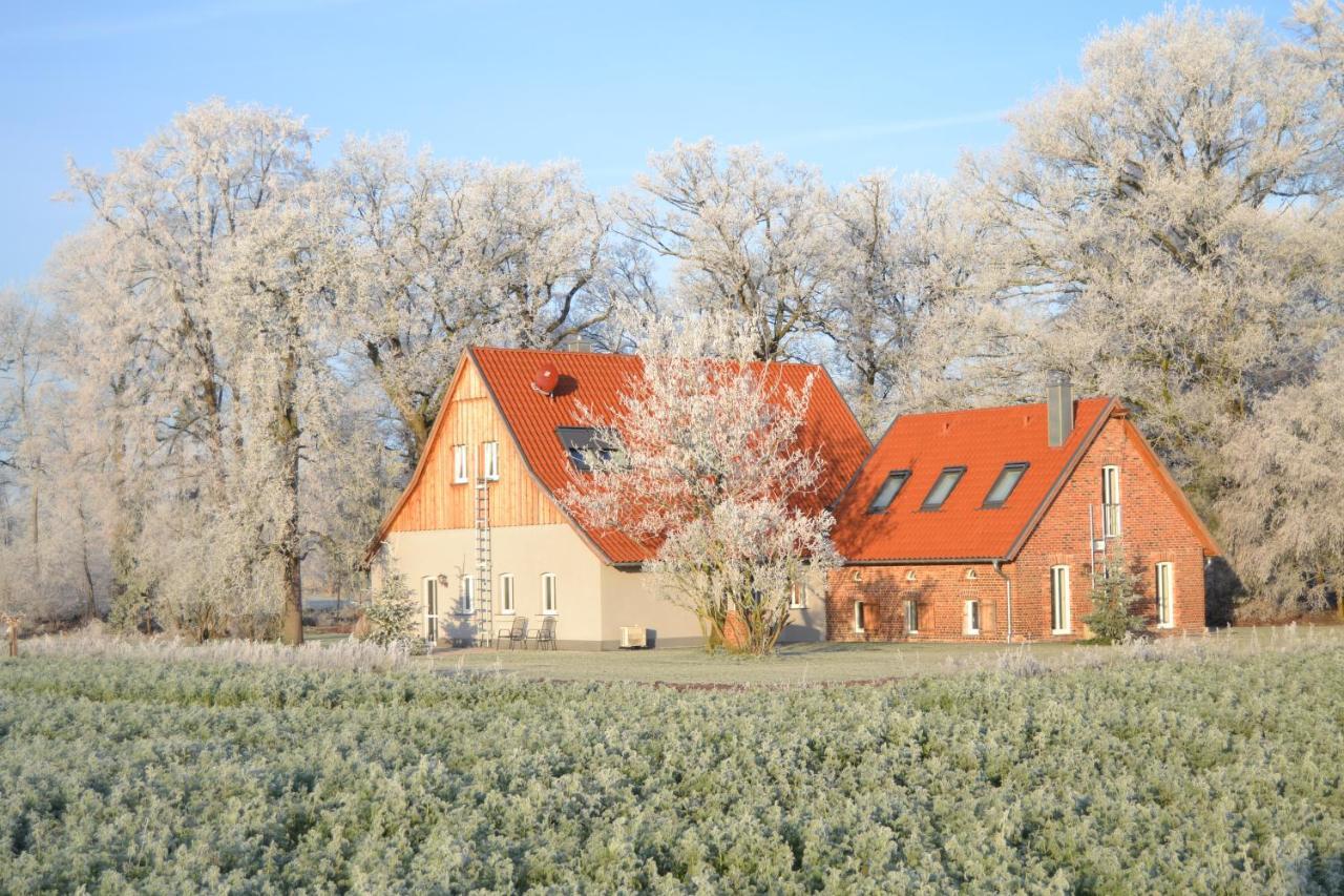 Zum Heuerling Ferienwohung Im Alten Stall Mit Sauna Versmold Exterior photo